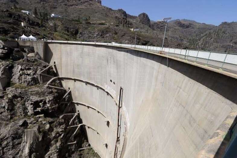 Imagen de archivo de una de las presas de la futura central de bombeo Chira-Soria, un proyecto que lidera Red Eléctrica de España (Foto EFE / Elvira Urquijo A.Â´9